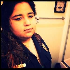 Meet your Posher, Alejandra